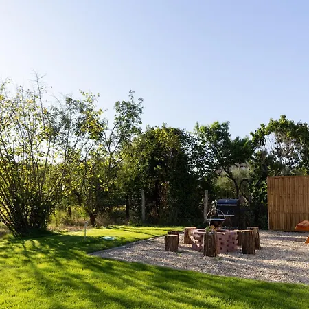 Holló Nest Villa